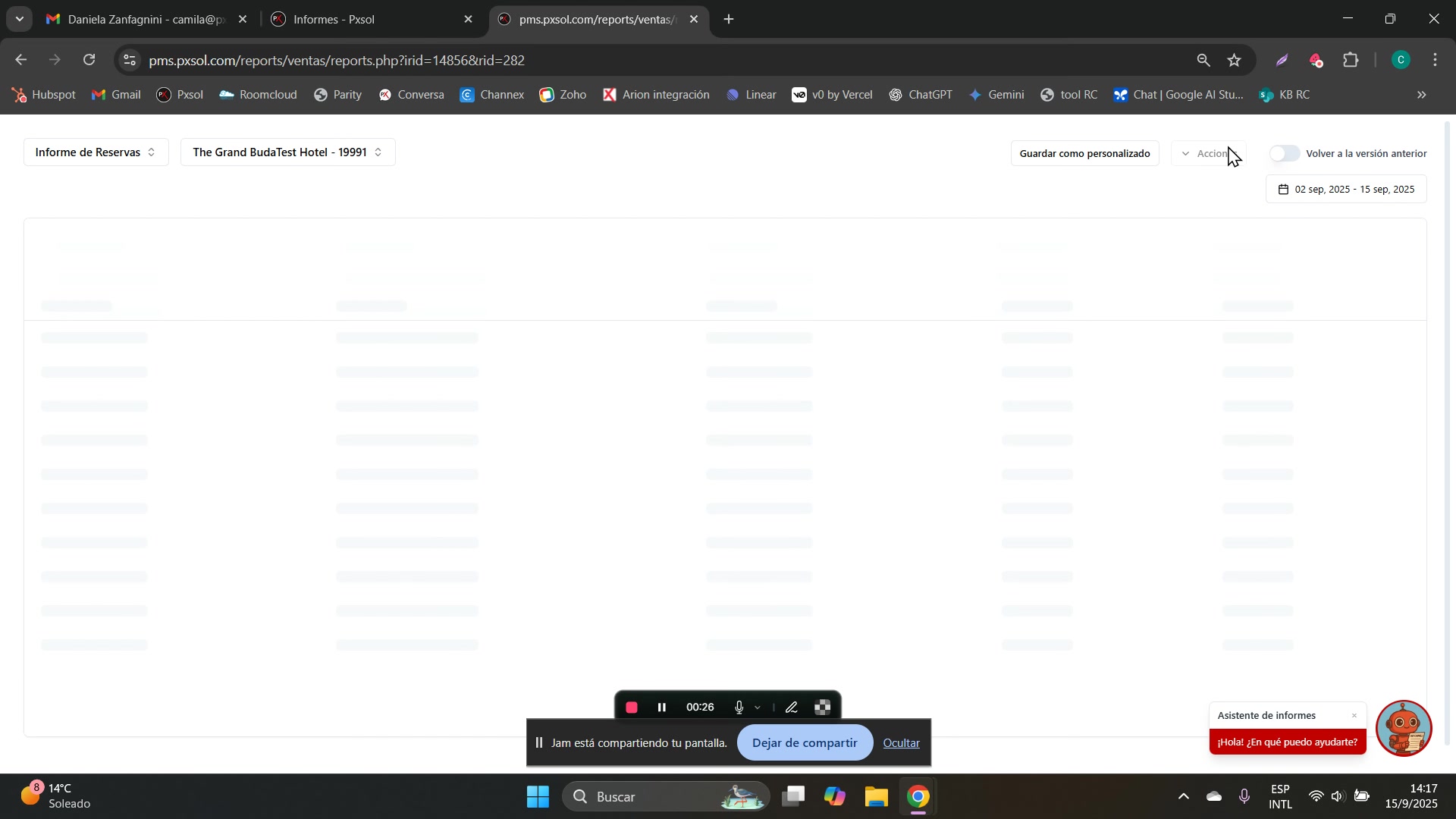 Nueva interfaz del informe con una tabla de datos y el icono de un asistente de IA en la esquina inferior derecha.