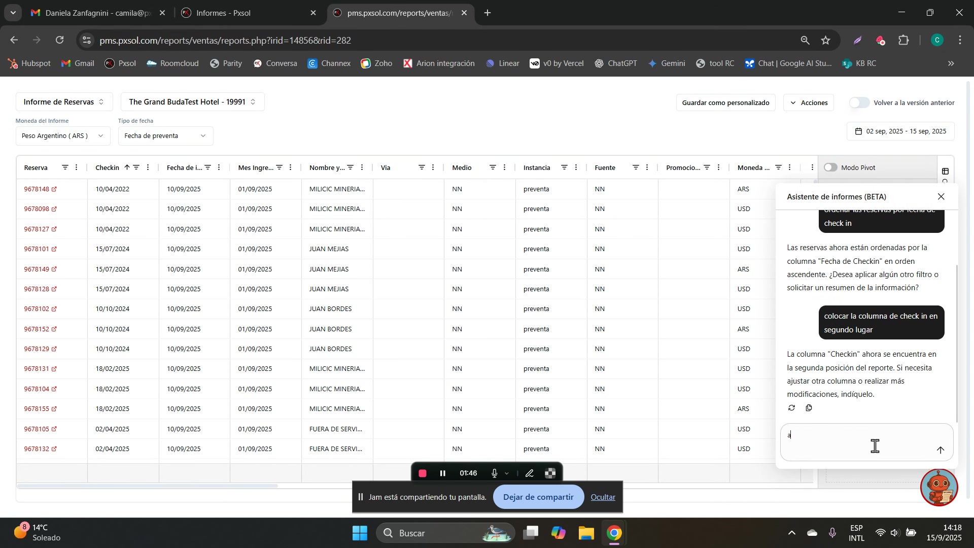 Escribiendo el comando 'agrupar las reservas por instancia' en el chat del asistente.