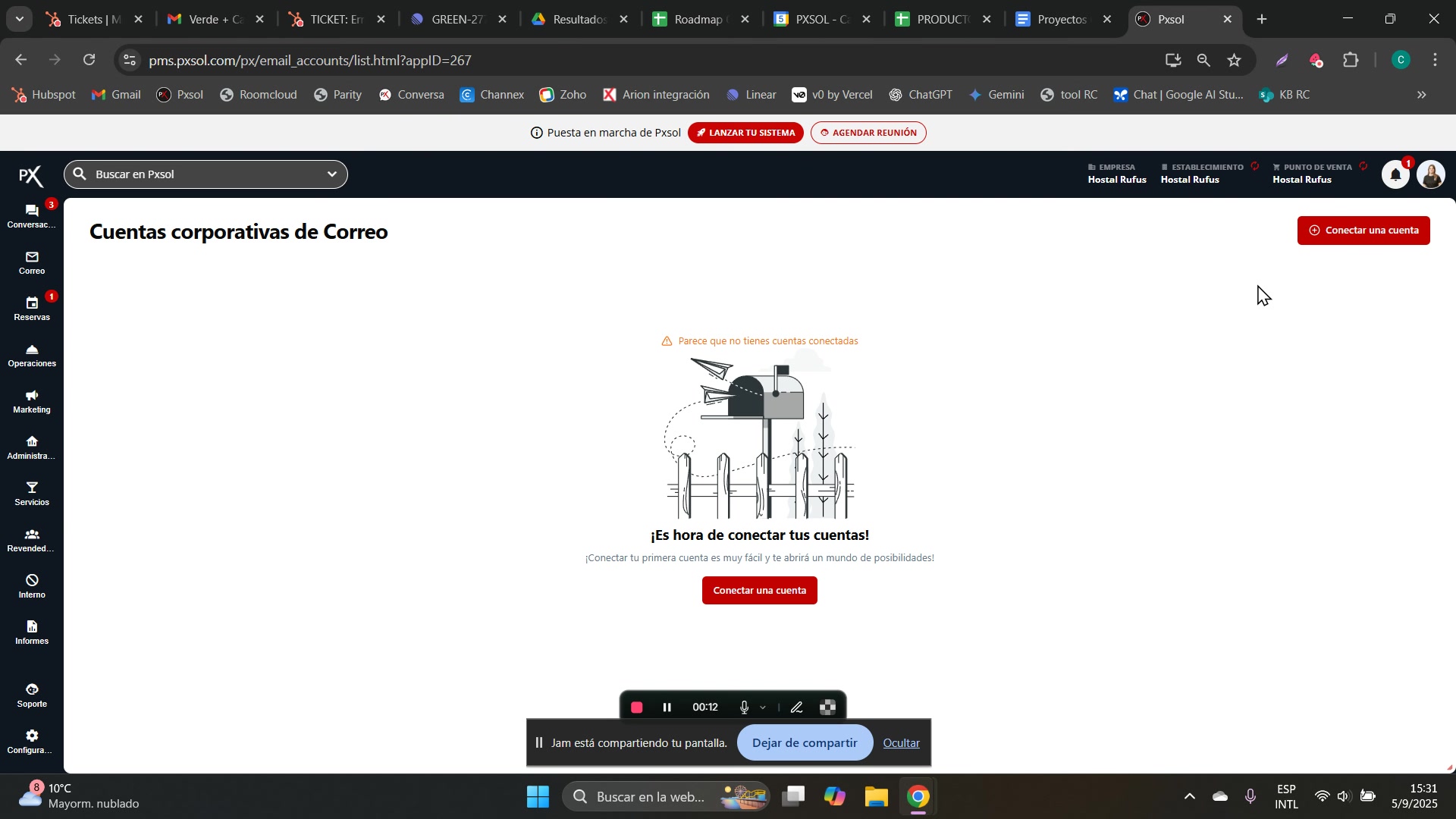 Pantalla de Cuentas de Correo con el botón 'Conectar una cuenta' resaltado.