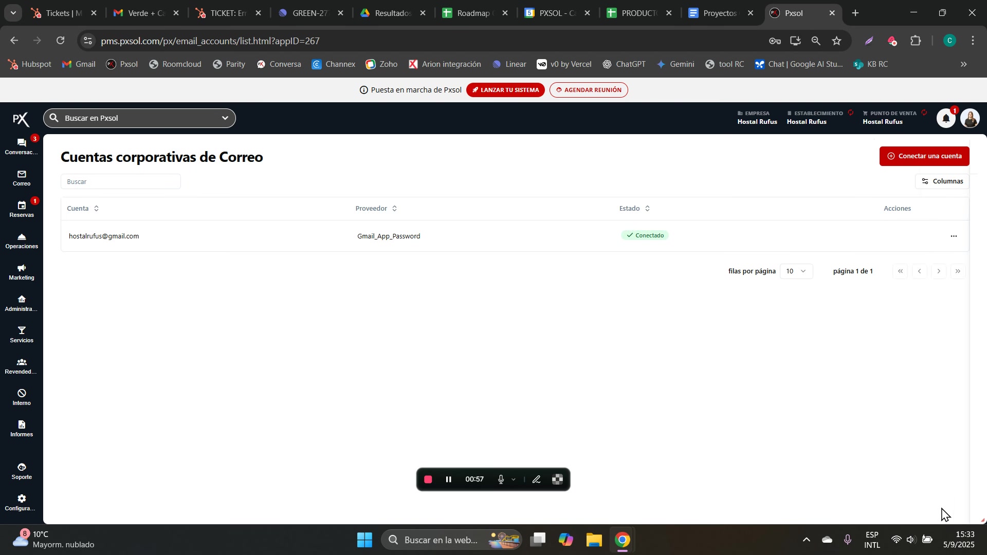 Tabla de cuentas de correo mostrando la cuenta recién conectada con el estado 'Conectado' en verde.