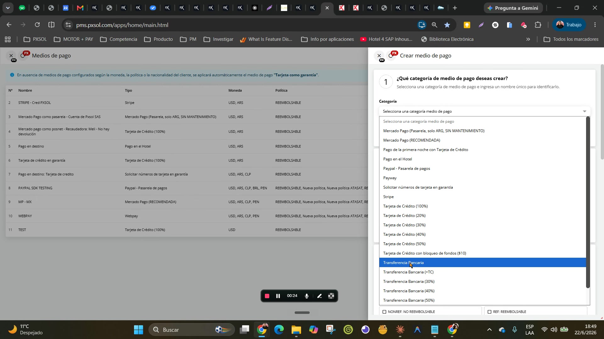 Despliegue de la lista de categorías y selección de 'Transferencia Bancaria'.