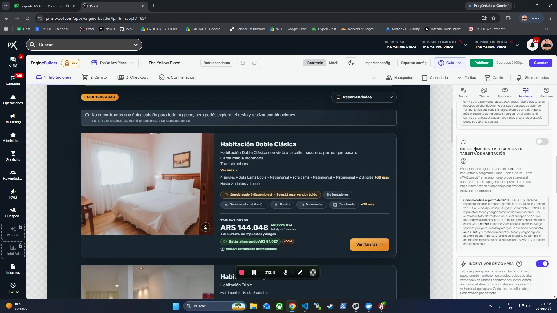 Opción 'Incluir impuestos y cargos en tarjeta de habitación' y una tarjeta de habitación mostrando el precio desglosado.